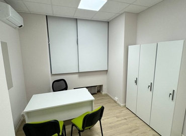 Office Via Gian Giacomo Mora 11 20123 Milan