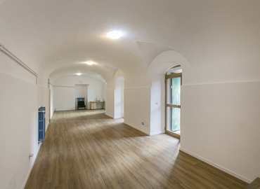 Scegli una sala riunioni affidabile a Municipio XIV di , Via Tommaso De Vio - 2 | MatchOffice.it