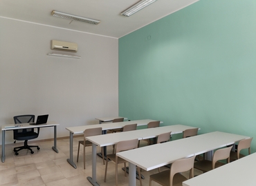 Affitta uno spazio per conferenze accogliente a Bari di , Via delle Murge 65 - 3 | MatchOffice.it