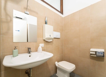 Office Via Agordat 32 20127 Milan