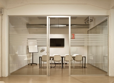 Prenota uno spazio per conferenze accogliente a Milano di , Via Pastrengo 14 - 2 | MatchOffice.it