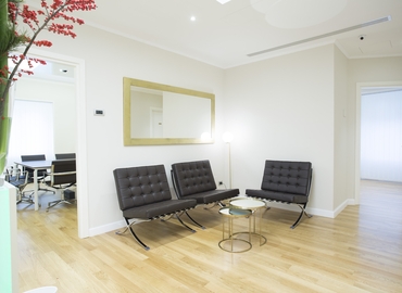 Uffici commerciali poco costosi da affittare a Milano di 26 m², Via Monte Napoleone 8 - 6 | MatchOffice.it