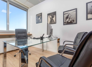 Office Via Corradino D'Ascanio 4 20142 Milan