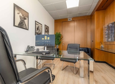 Office Via Corradino D'Ascanio 4 20142 Milan