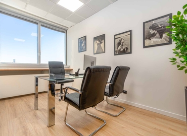Office Via Corradino D'Ascanio 4 20142 Milan