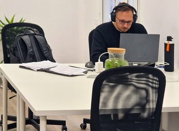 90 m² Coworking space  in Pescara, Via Vella 24 (66100) - 0 | MatchOffice.com