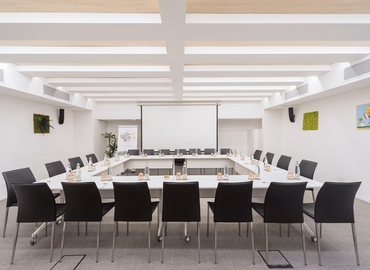 Affitta un centro conferenze affidabile a Milano di , Via Gustavo Fara 41 - 2 | MatchOffice