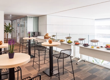 Prenota una sala conferenze affidabile a Milano di , Via Gustavo Fara 41 - 2 | MatchOffice.it