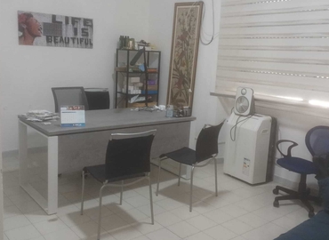 50 m² Shared workspace  in Cagliari, Via Pontida (09134) - 2 | MatchOffice.com