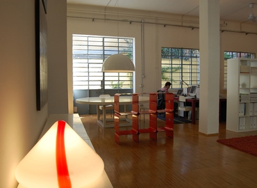 Office Via Nino Oxilia 23 20127 Milan