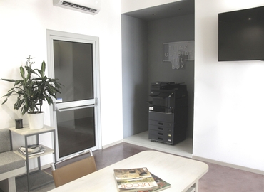 Esplora ufficio coworking comodo a Pescara di 40 m², Via Pietro Nenni 298 - 1 | MatchOffice