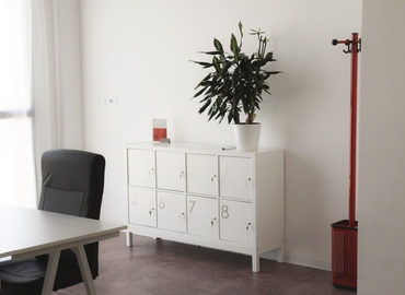 40 m² Shared workspace in Pescara, Via Pietro Nenni 298 (66020) - 16 | MatchOffice