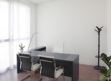 Office Via Pietro Nenni 296 66020 Pescara