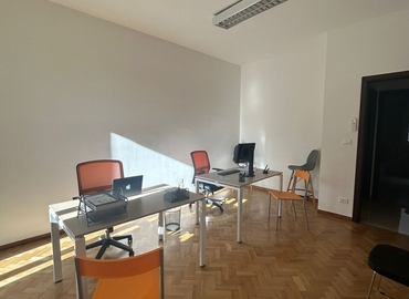 Esplora ufficio temporaneo flessibile a Bologna di 350 m², Piazza dei Martiri 1943 - 1945 1 - 1 | MatchOffice