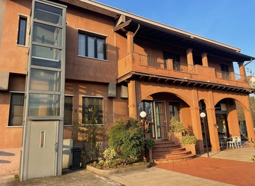 120 m² Shared workspace  in Milan, Strada del Civesio 3 (20098) - 9 | MatchOffice.com