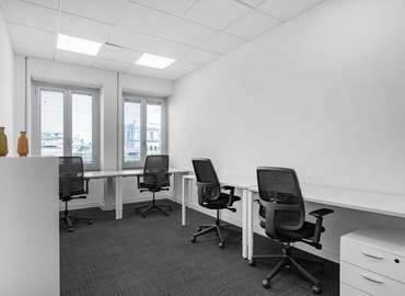 Coworking Via Vincenzo Bellini 22,Zona Pinciano 00198 Rome City