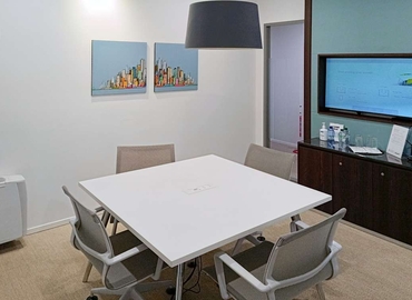 Esplora ufficio temporaneo comodo a Milano di 10 m², Via Dante 16 - 8 | MatchOffice.it