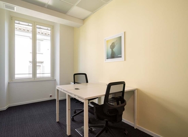 Esplora ufficio condiviso adatto a Firenze di 10 m², Viale Giacomo Matteotti 15 - 6 | MatchOffice.it