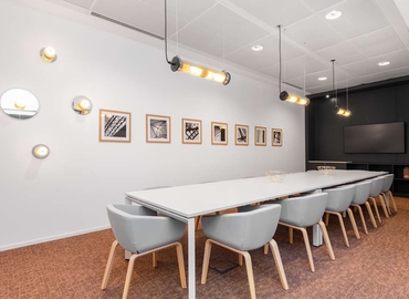 Business center Piazza di San Silvestro 8,Palazzo Marignoli 00187 Rome City