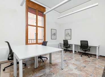 Trova ufficio temporaneo flessibile a Bologna di 10 m², Via del Monte 1 - 3 | MatchOffice.it