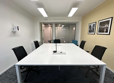 Business center Via Giovanni Gioacchino Winckelmann 1,Quartiere Lorenteggio 20146 Milan