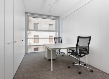 Uffici e spazi aziendali da affittare a Milano di 10 m², Piazza IV Novembre 7 - 9 | MatchOffice