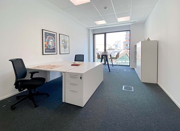 Business center Via Francesco Melzi d'Eril, 34 20154 Milan