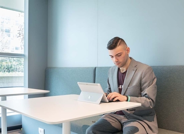 Esplora ufficio coworking comodo a Milano di 10 m², Via Milano - 2 | MatchOffice