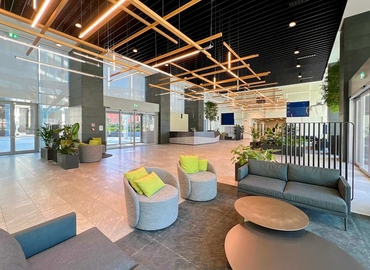 Business center Via Gaetano de Castillia, 23 20124 Milan