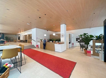 Business center Via Giuseppe Piazzi, 2/4 20159 Milan