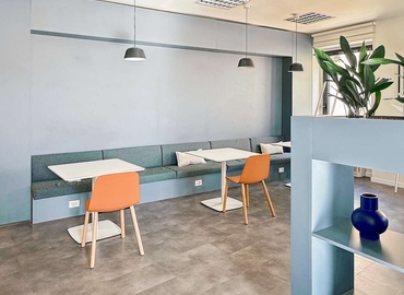 Virtual office Salita San Nicola da Tolentino n. 13 00187 Rome City