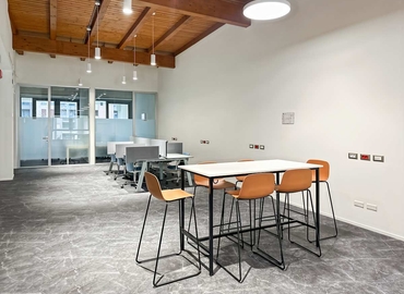 Affitta il nostro indirizzo aziendale virtuale comodo a Varese, Via Roberto Tremelloni 31 - 5 | MatchOffice