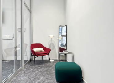 Trova ufficio condiviso comodo a Varese di 10 m², Via Roberto Tremelloni 31 - 4 | MatchOffice.it