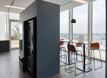 Esplora ufficio condiviso comodo a Milano di 10 m², Via Bisceglie - 5 | MatchOffice