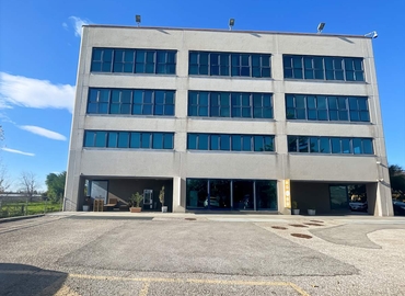 Trova ufficio temporaneo flessibile a Salerno di 10 m², Via Giulio Pastore n.24 - 0 | MatchOffice