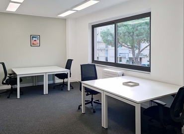 Business center disponibili per l'affitto a Reggio Calabria di 10 m², Viale Calabria - 3 | MatchOffice.it