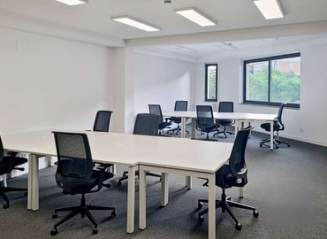 Esplora ufficio condiviso comodo a Reggio Calabria di 10 m², Viale Calabria - 9 | MatchOffice.it