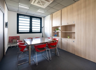Office Via Alfredo Calzoni 1/3 40128 Bologna