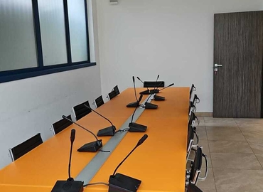 Office Via Alfredo Calzoni 1/3 40128 Bologna