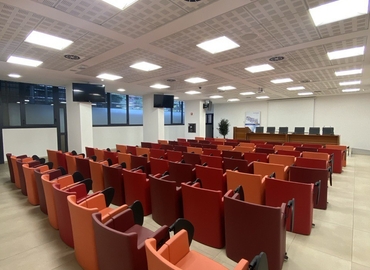 Office Via Alfredo Calzoni 1/3 40128 Bologna