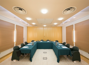  Conference center in Naples, Viale Comandante Umberto Maddalena 192 (80144) - 1 | MatchOffice.com
