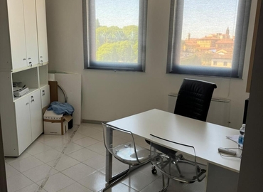 Prenota una sala riunioni affidabile a Bergamo di , Via Roma 3 - 2 | MatchOffice.it