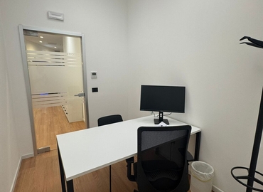 Spazi per uffici comodi disponibili per l'affitto a Napoli di 35 m², Via Circumvallazione Esterna 2 - 2 | MatchOffice