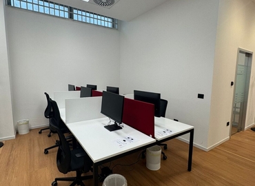 Spazi per uffici poco costosi disponibili per l'affitto a Napoli di 35 m², Via Circumvallazione Esterna 2 - 10 | MatchOffice.it