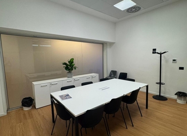 Spazi per uffici poco costosi disponibili per l'affitto a Napoli di 35 m², Via Circumvallazione Esterna 2 - 15 | MatchOffice