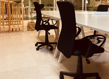 Esplora ufficio coworking flessibile a Brescia di 500 m², Via Cipro 66 - 12 | MatchOffice.it