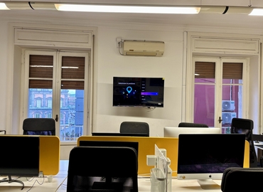 Coworking Via Carlo de Cesare 64 80132 Naples