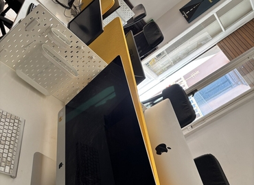 Coworking Via Carlo de Cesare 64 80132 Naples