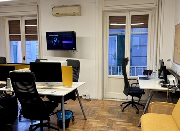 Coworking Via Carlo de Cesare 64 80132 Naples