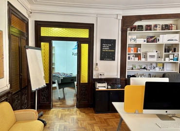 Coworking Via Carlo de Cesare 64 80132 Naples
